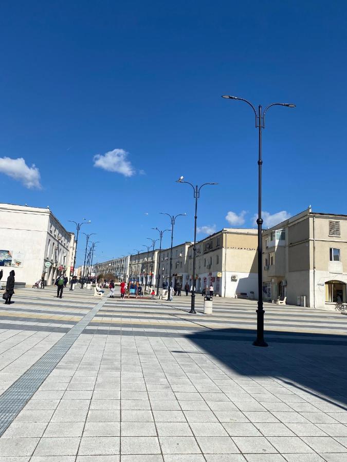 Kallatia Studio Saturn Mangalia Buitenkant foto