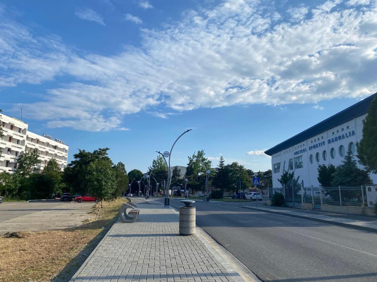 Kallatia Studio Saturn Mangalia Buitenkant foto