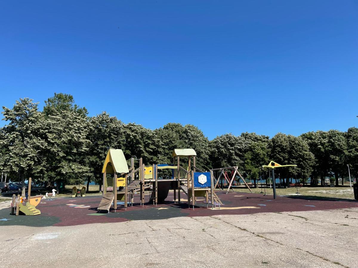 Kallatia Studio Saturn Mangalia Buitenkant foto